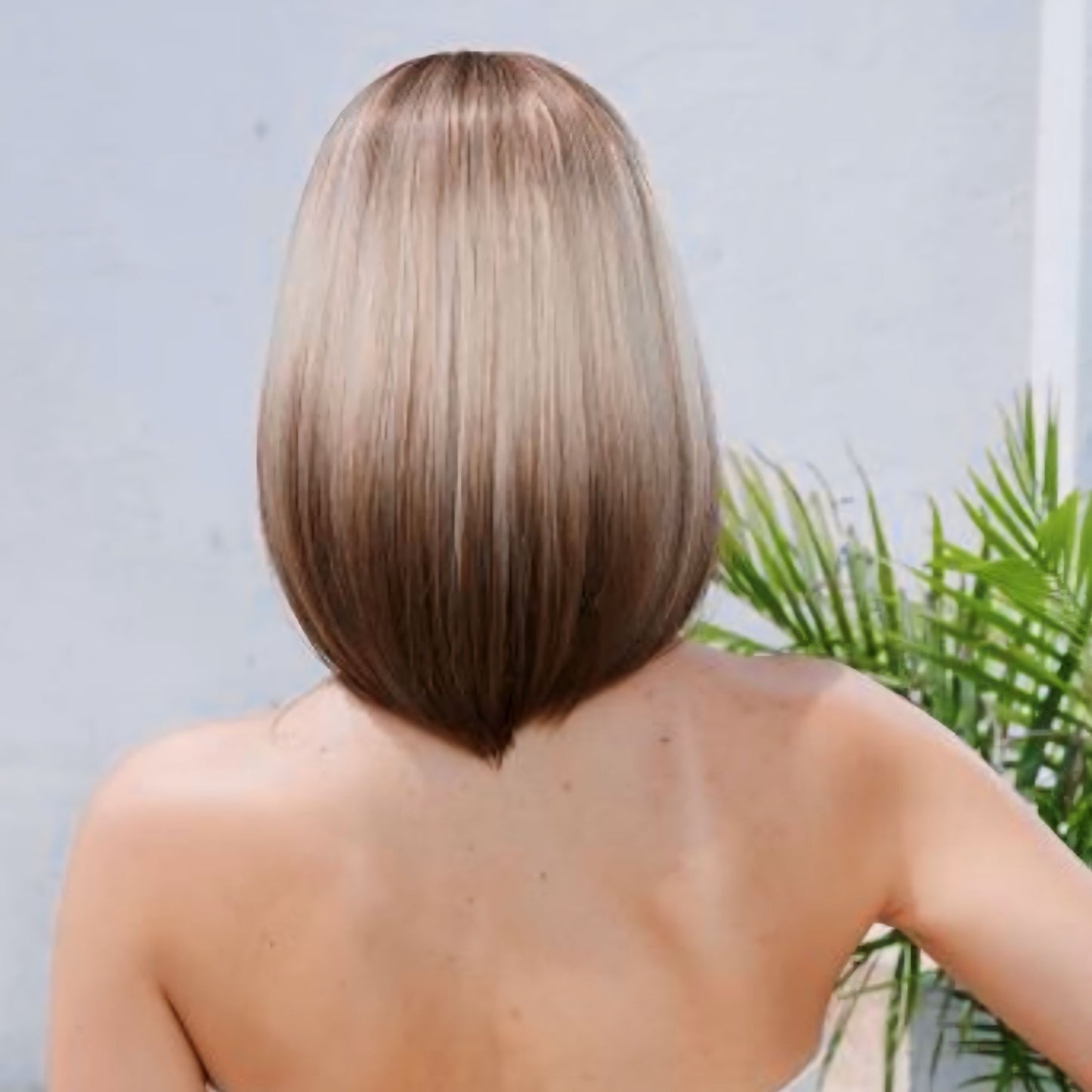 High-Quality Heat-Resistant Synthetic Fiber Wig | Straight Style in Rooted Ash Blonde | Perfect for Everyday Wear